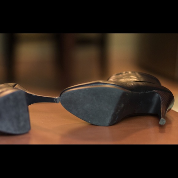 Steve Madden Booties - Picture 5 of 6