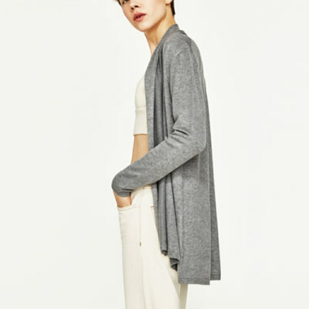 Zara  knit cardagin - Picture 2 of 6