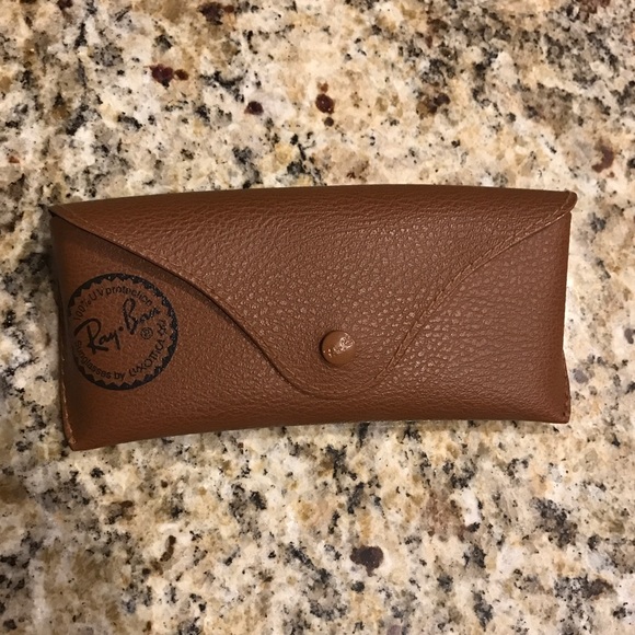 Ray-Ban Accessories - New! RAY BANS aviators case