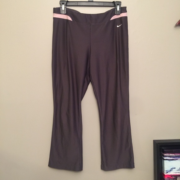 Nike Fit Dry exercise cropped leggings - Picture 2 of 6