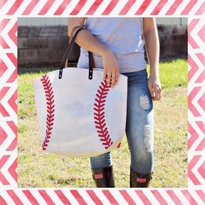 ⚾️Huge jute baseball tote with custom monogram⚾️