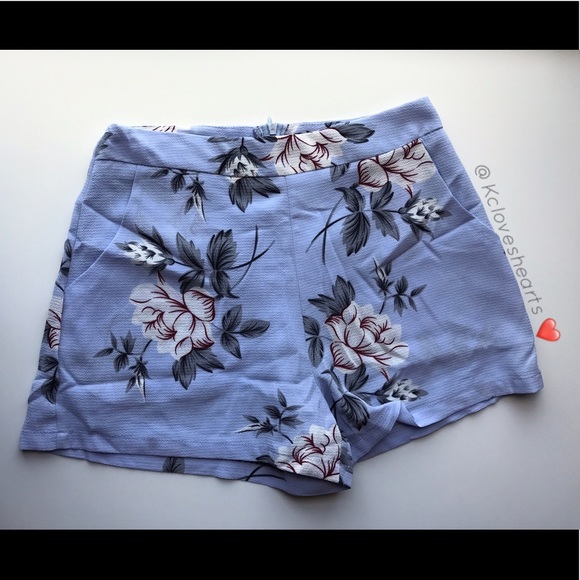 2 Piece Floral Top and Shorts Set - Picture 3 of 3