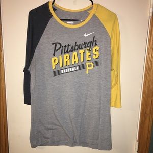 XXL Pittsburgh Pirates 3/4 sleeve shirt