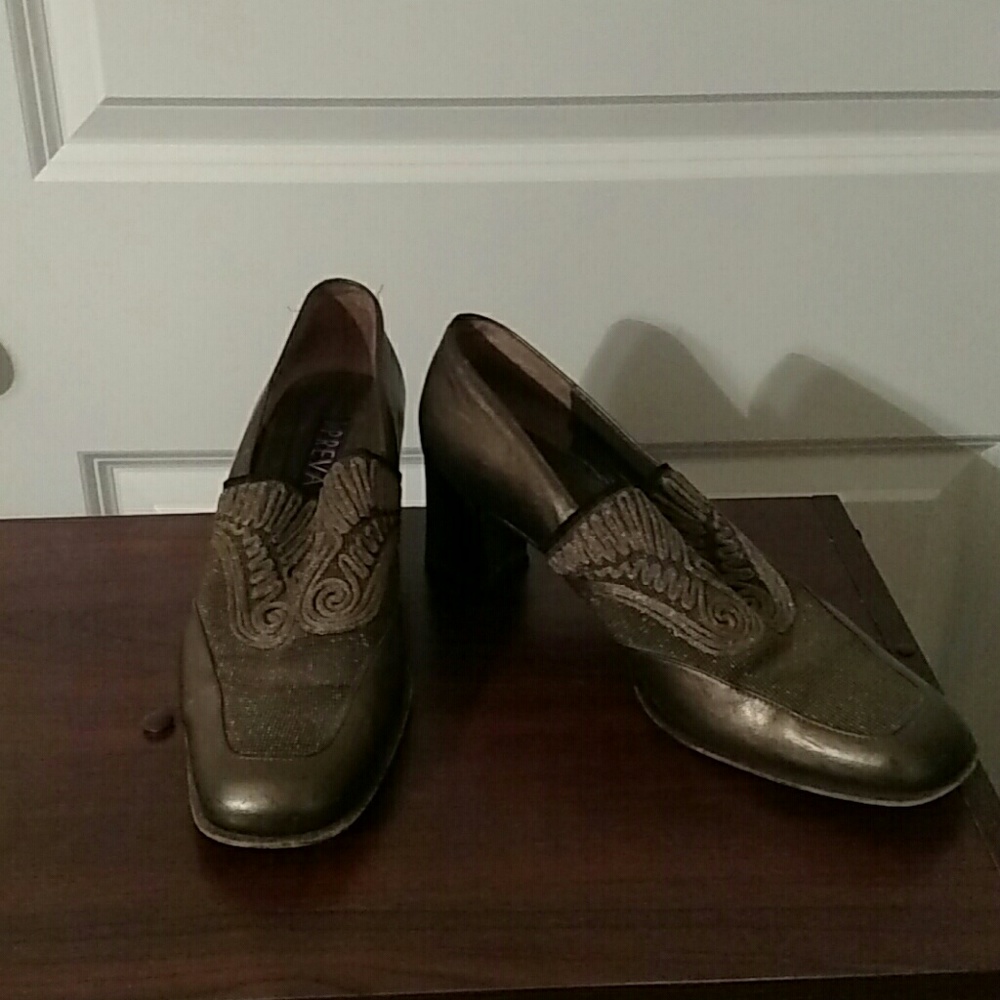 Prevata Olive Green Slip-on