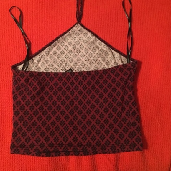 Cropped Halter Top - Picture 2 of 4