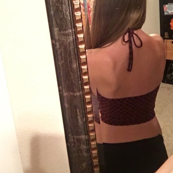 Cropped Halter Top - Picture 4 of 4