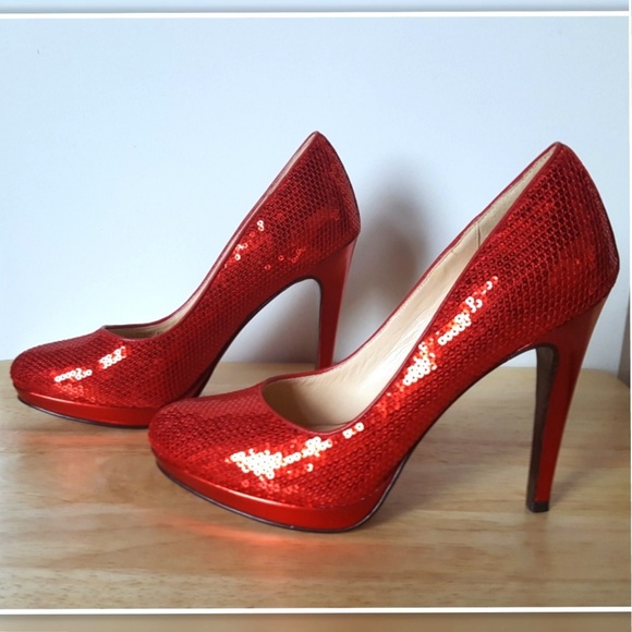 cole haan red pumps