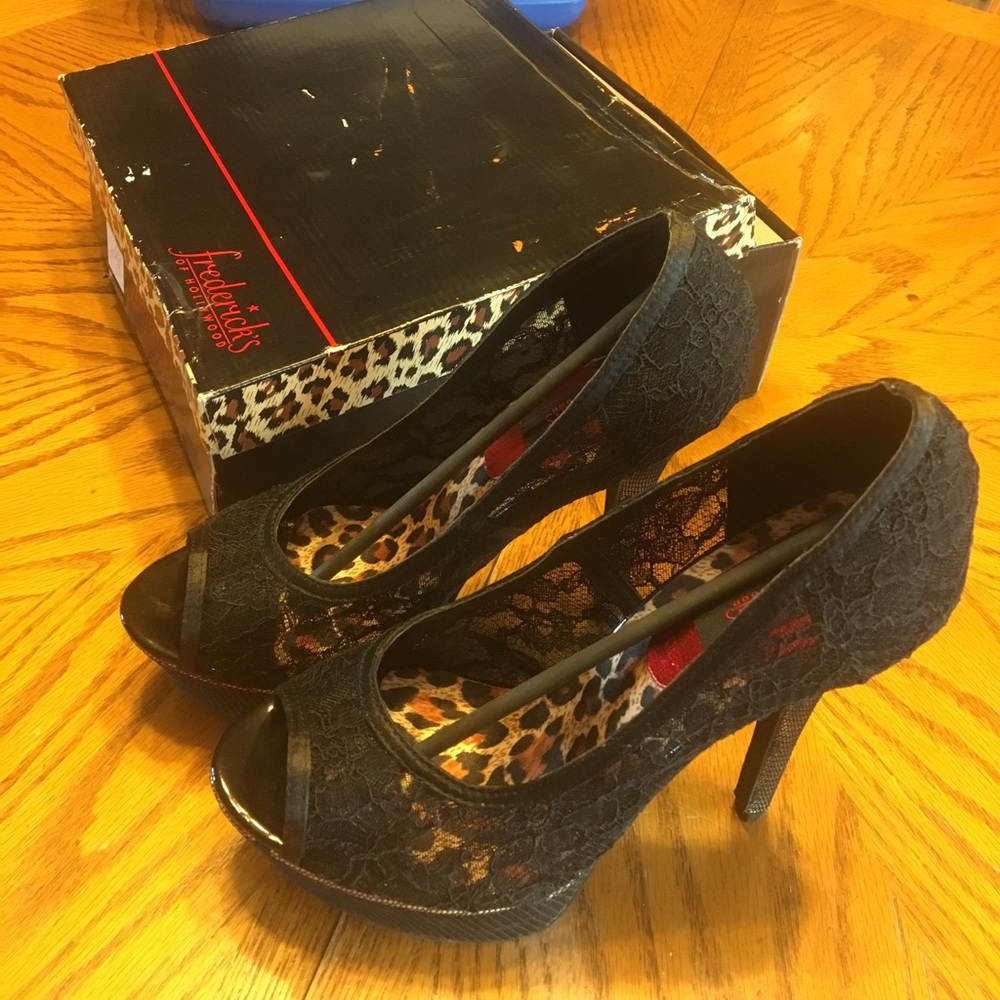 NWT Sexy Sexy Stilettos size 7.5