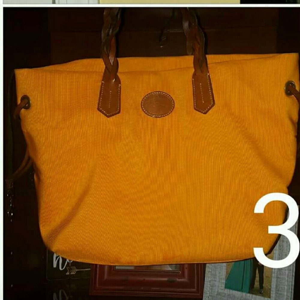 Dooney and Bourke handbag