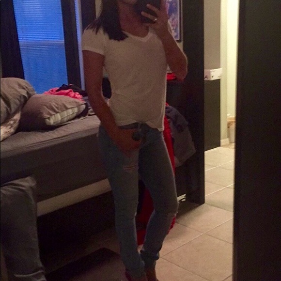 Meet your Posher, Taylor - Picture 3 of 6