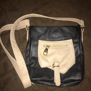 NWOT Steve Madden cross body/messenger bag
