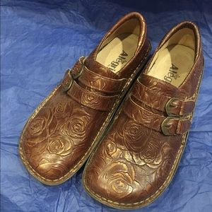 Alegria leather clogs nurse