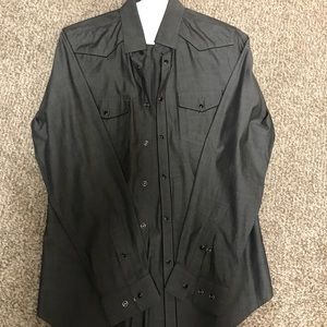 Express Fitted Pearl Snap