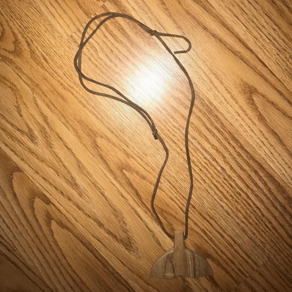 Original seaworld whale tail necklace