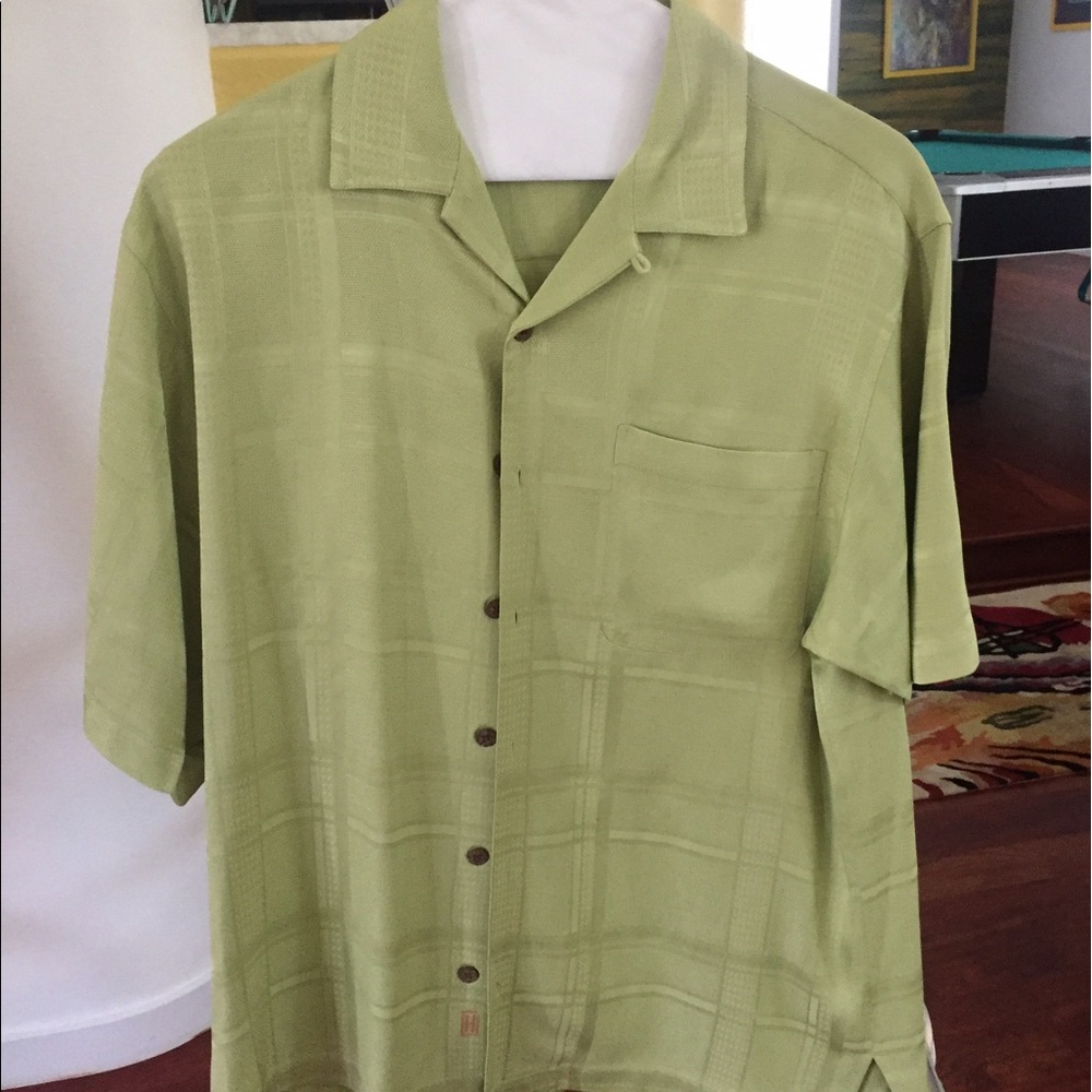 Men's green business casual short sleeve