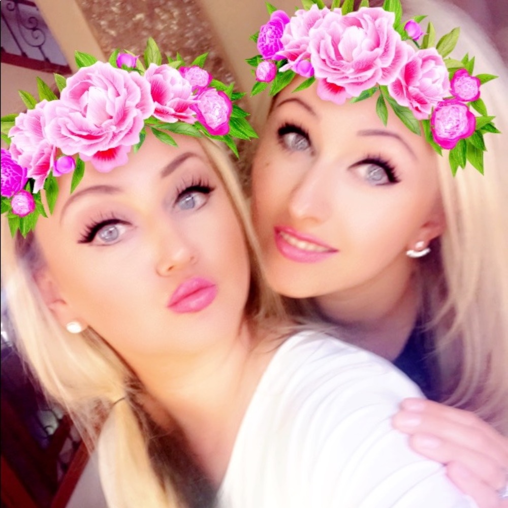 🥂Hey Posh Sisters 🥂HELP me reach my 20k goal 🥂 - Picture 6 of 7