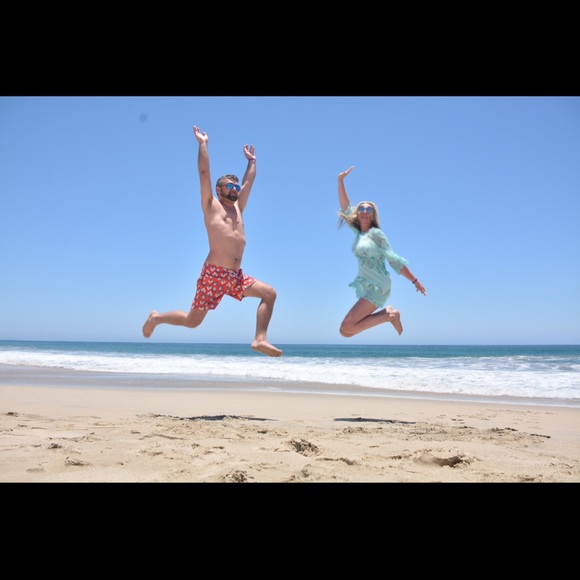 🥂Hey Posh Sisters 🥂HELP me reach my 20k goal 🥂 - Picture 3 of 7