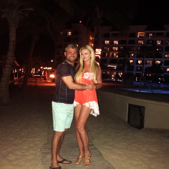 🥂Hey Posh Sisters 🥂HELP me reach my 20k goal 🥂 - Picture 4 of 7