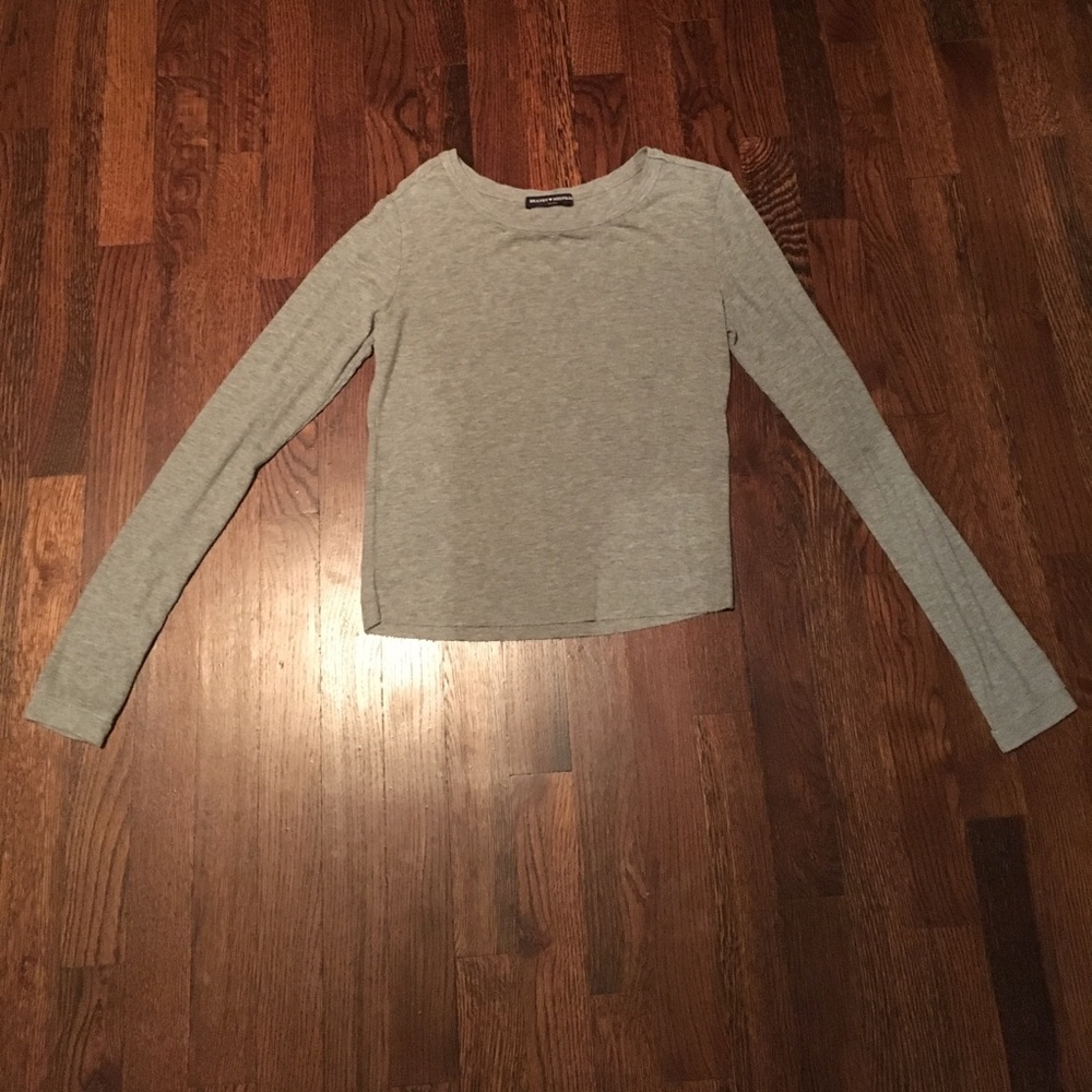 Brandy Melville grey cropped sweater