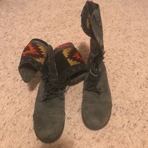 Steve Madden combat boots