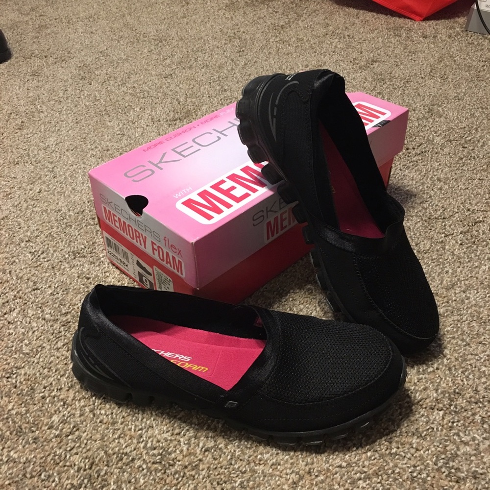 {NEW} Skechers Flex Memory Foam Black shoes size 9