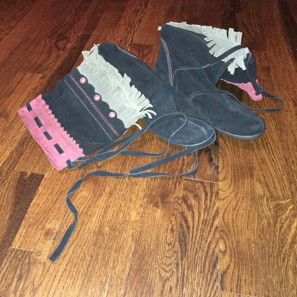 Boho suede boots
