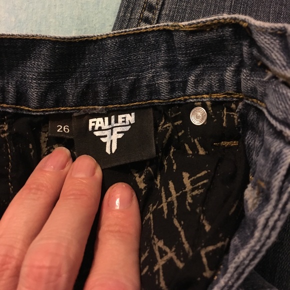 Jeans - Picture 3 of 3