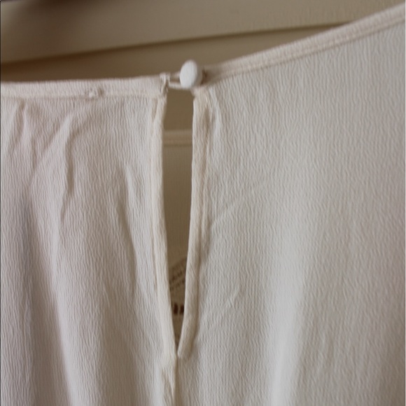 Ivory long sleeve Blouse - Picture 4 of 4