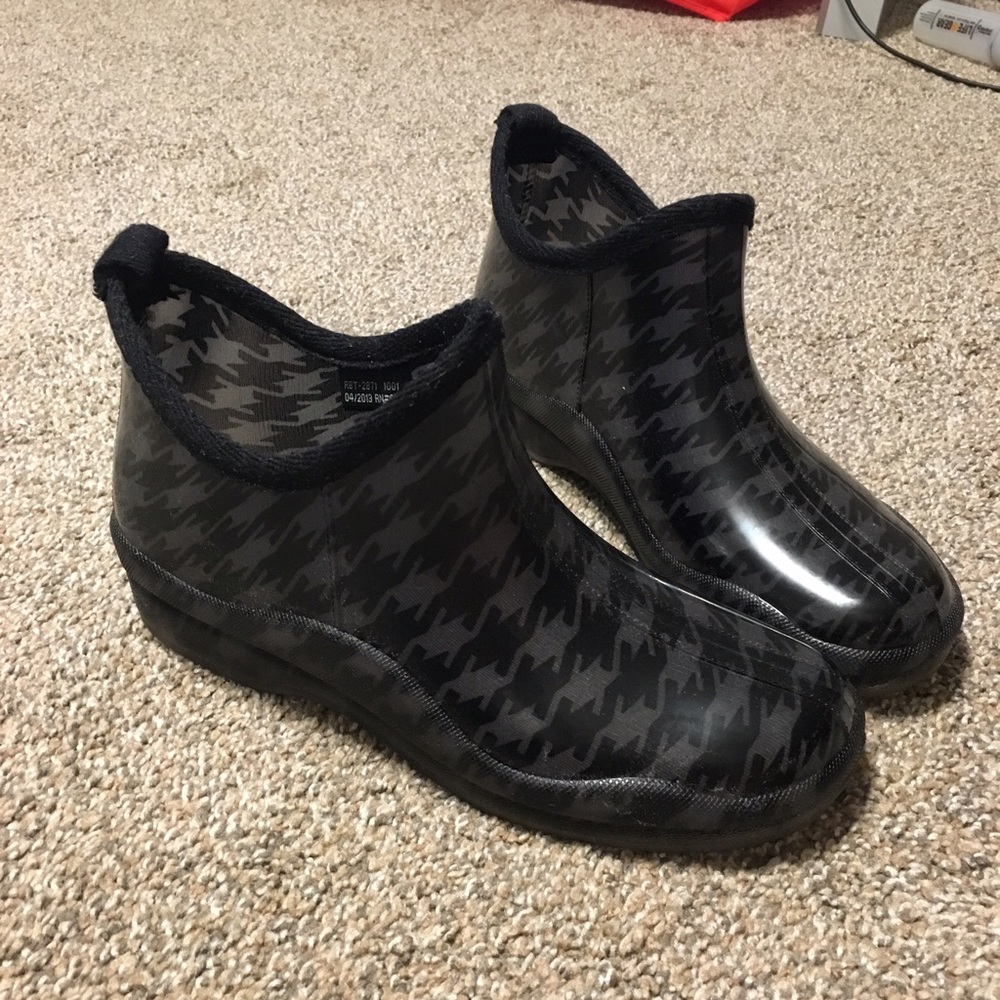Capelli houndstooth rain boots size 10