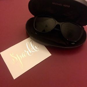 Michael Kors Sunglasses 🕶 (Beacon M2791S)