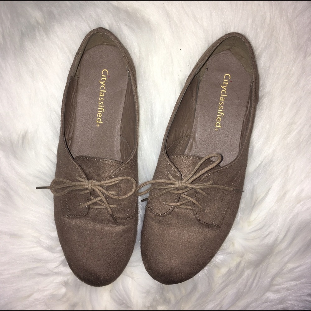 Taupe Lace Up Flats Size 7 Faux Suede