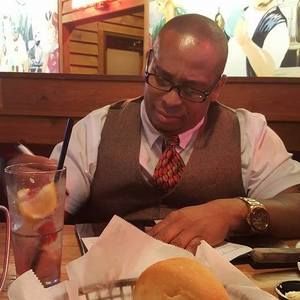 Meet your Posher, Jonathan