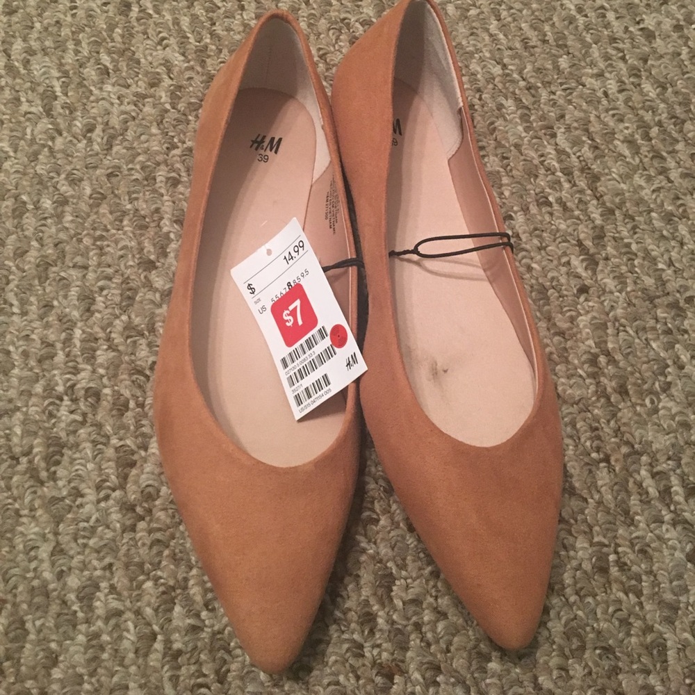 Tan Pointed Flats
