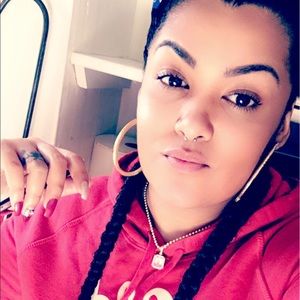 Meet your Posher, Marisol