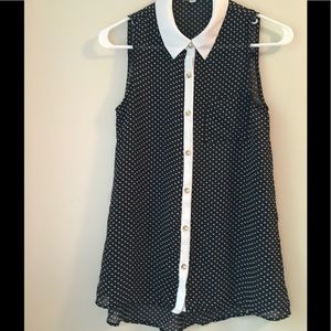 Classy sheer collared sleeveless top