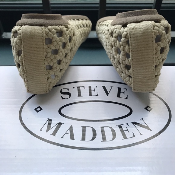 Steve Madden Helena Ballet Flats NIB Taupe - Picture 5 of 5