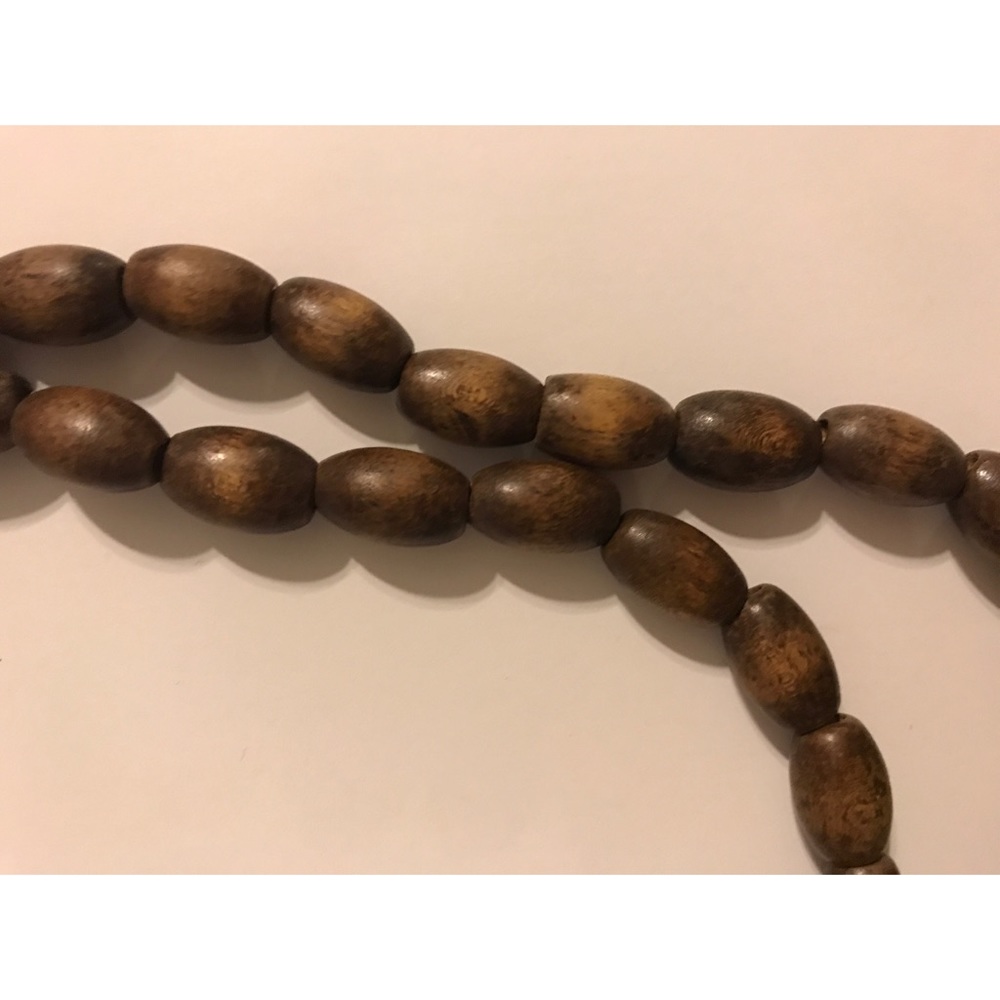 🌀 Faux Wood Necklace