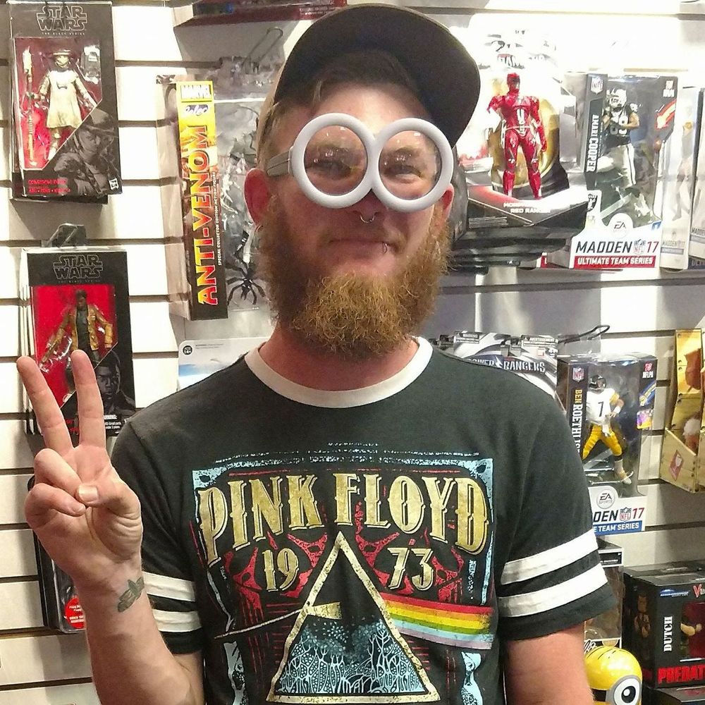 Meet your Posher, Devan