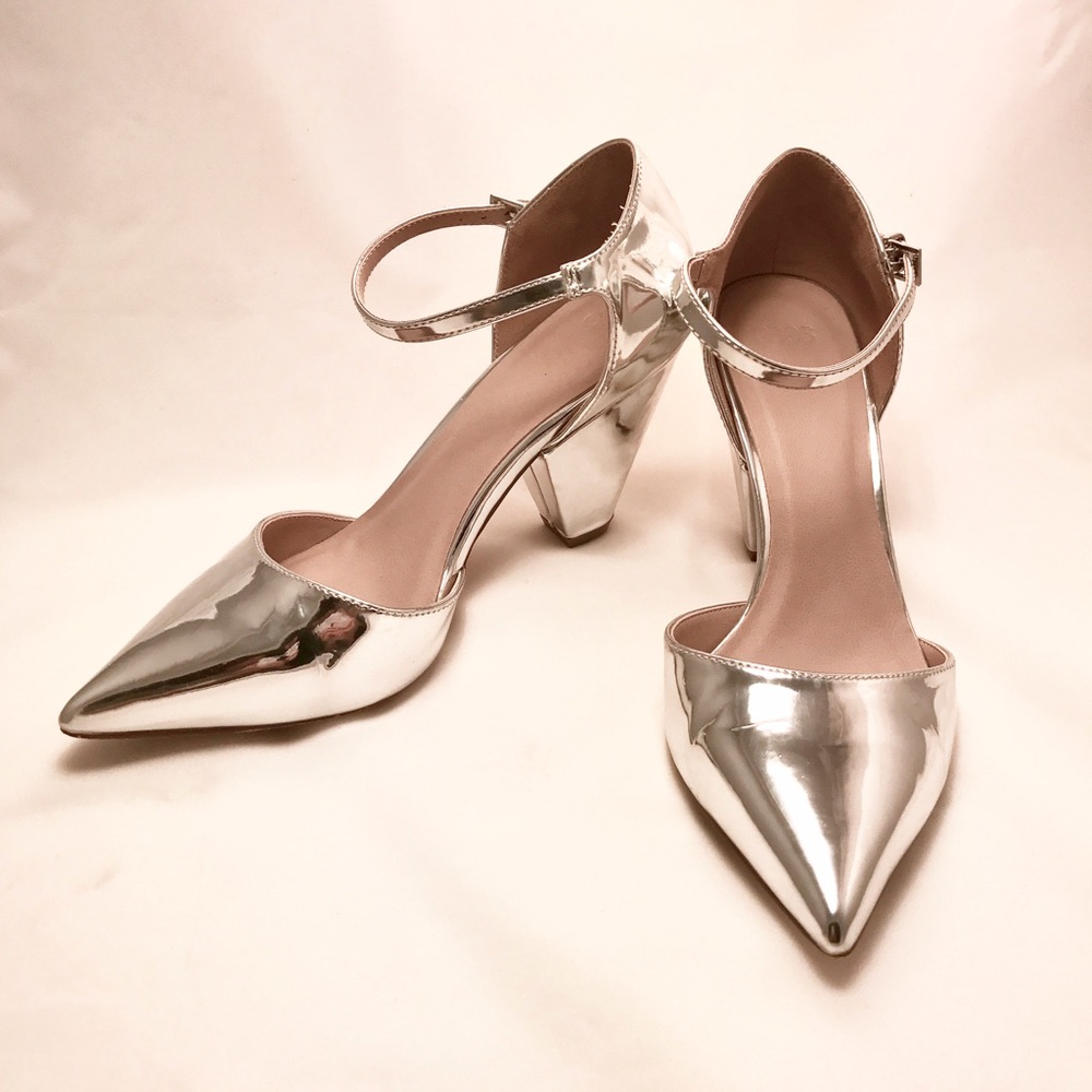 ASOS SPEAKER - Silver Pointed Heels