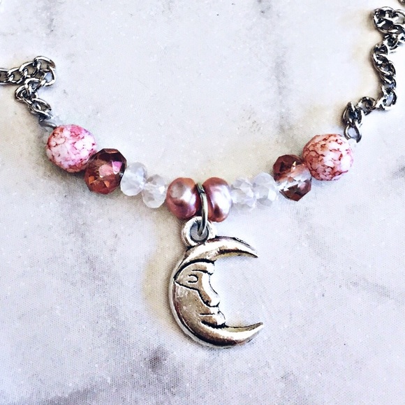 ❗️🚫SOLD❗️Blush Pearl Moon Necklace - Picture 3 of 3
