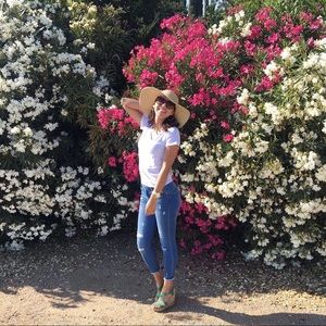 Meet your Posher, Paola