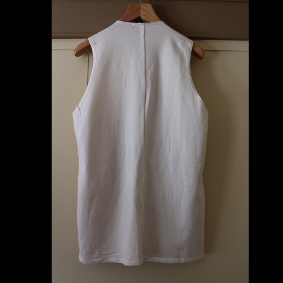 Cream Vest - Picture 3 of 4