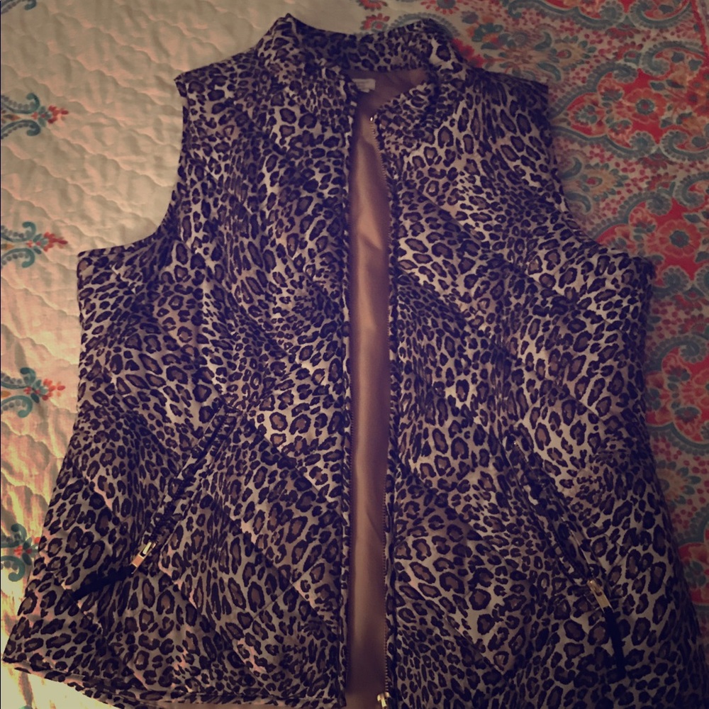 Worn once adorable vest
