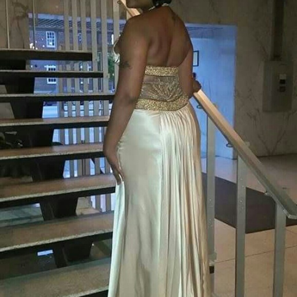 Formal dressing - Picture 2 of 3