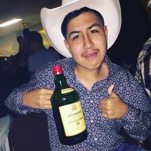 Meet your Posher, Alex