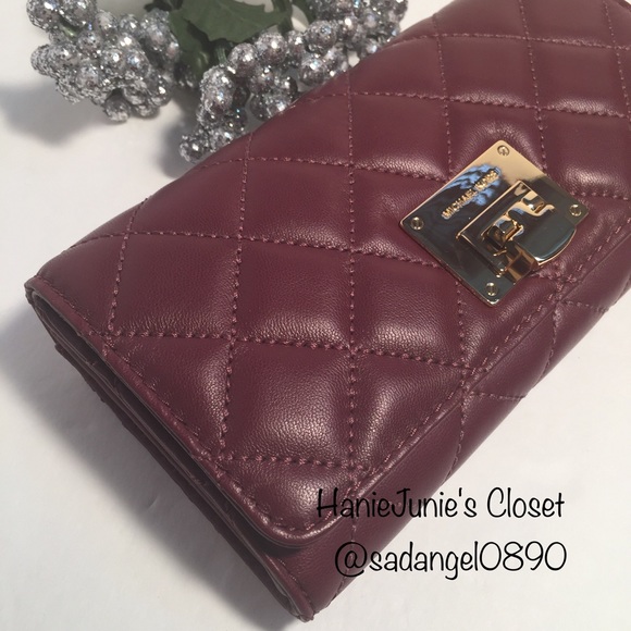 ♨️LAST ONE♨️MICHAEL KORS ASTRID LEATHER WALLET - Picture 2 of 3