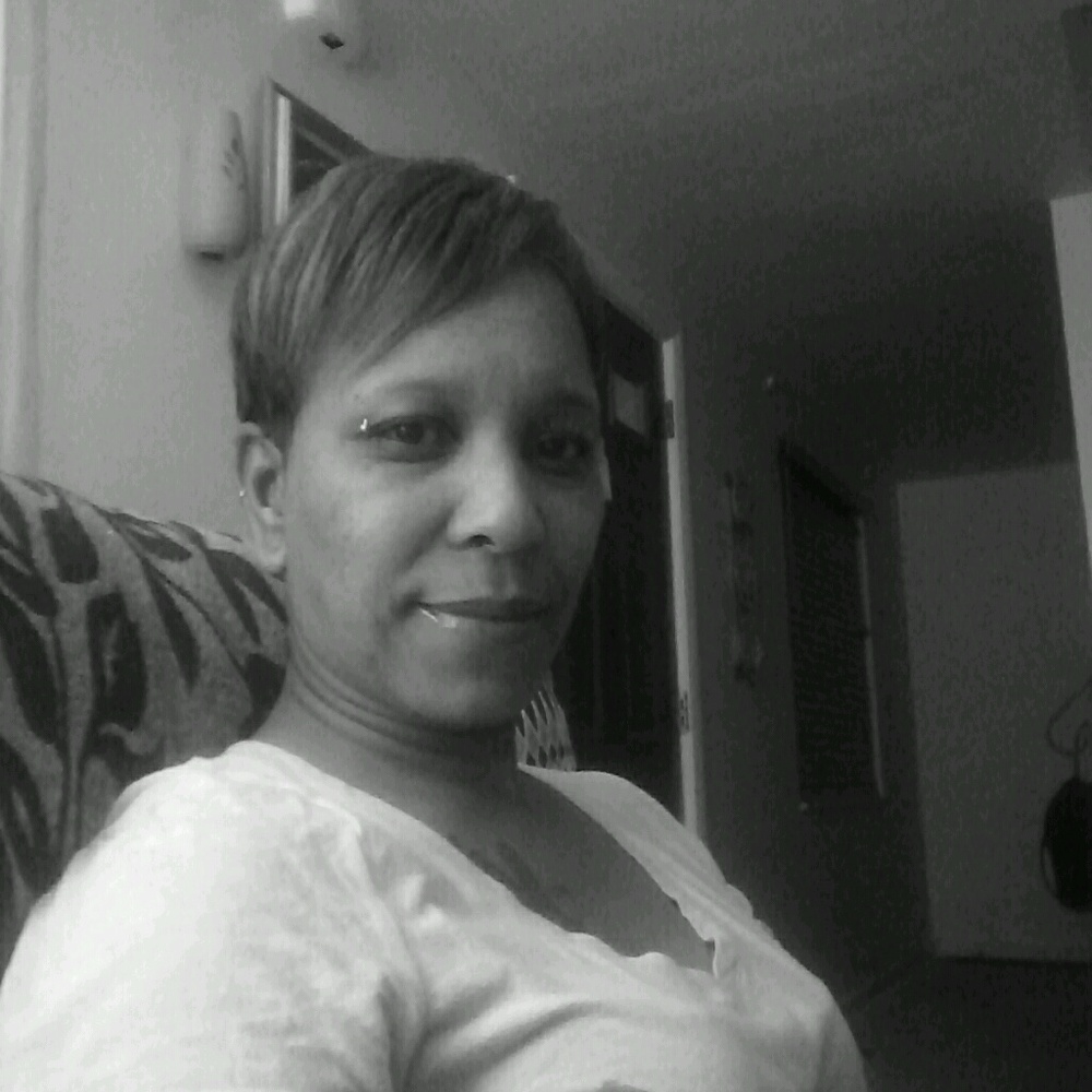 Meet your Posher, Rona