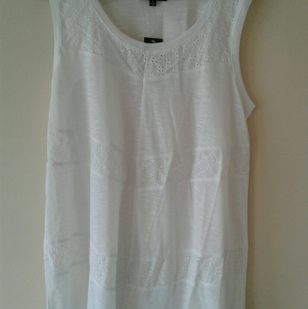 Sleeveless top