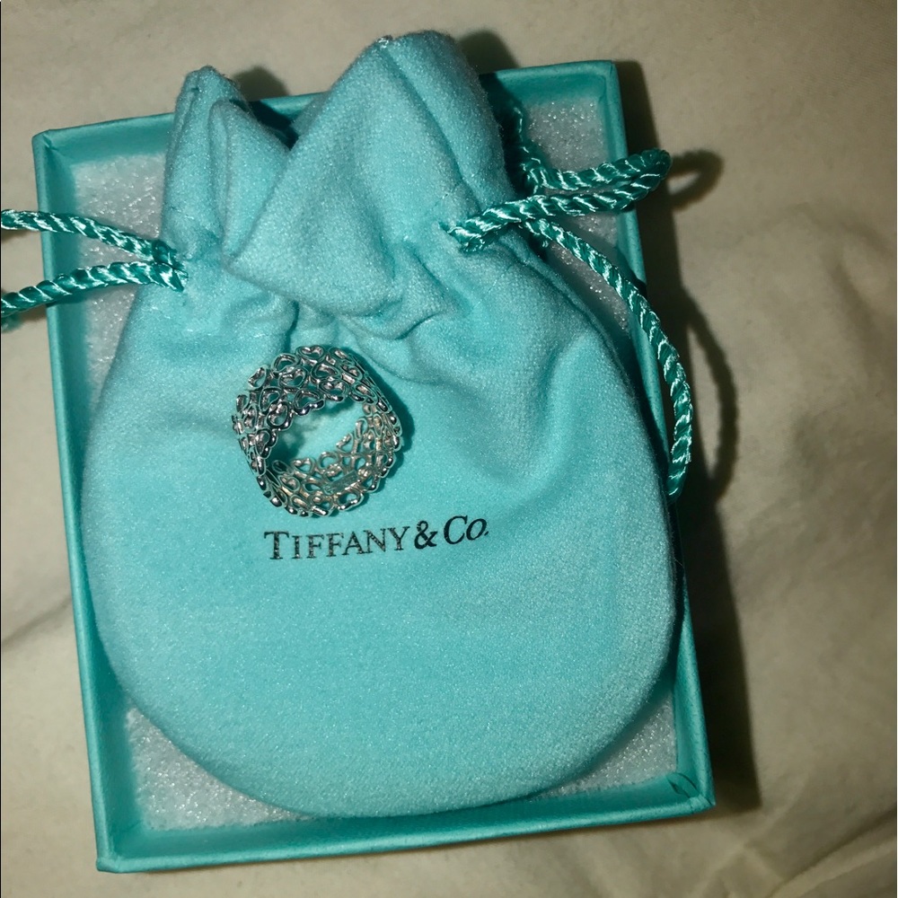 Tiffany & Co. Paloma Picasso ring - size 6.5