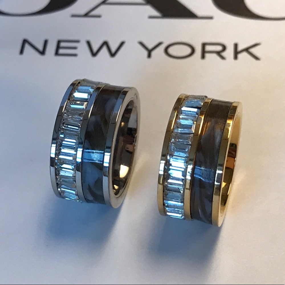 ❌❌SOLD❌❌ Ring CZirconia Stainless Steel - Picture 3 of 3